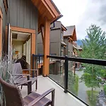 Misty Mountain- Premium 2 Bedroom Mountain View